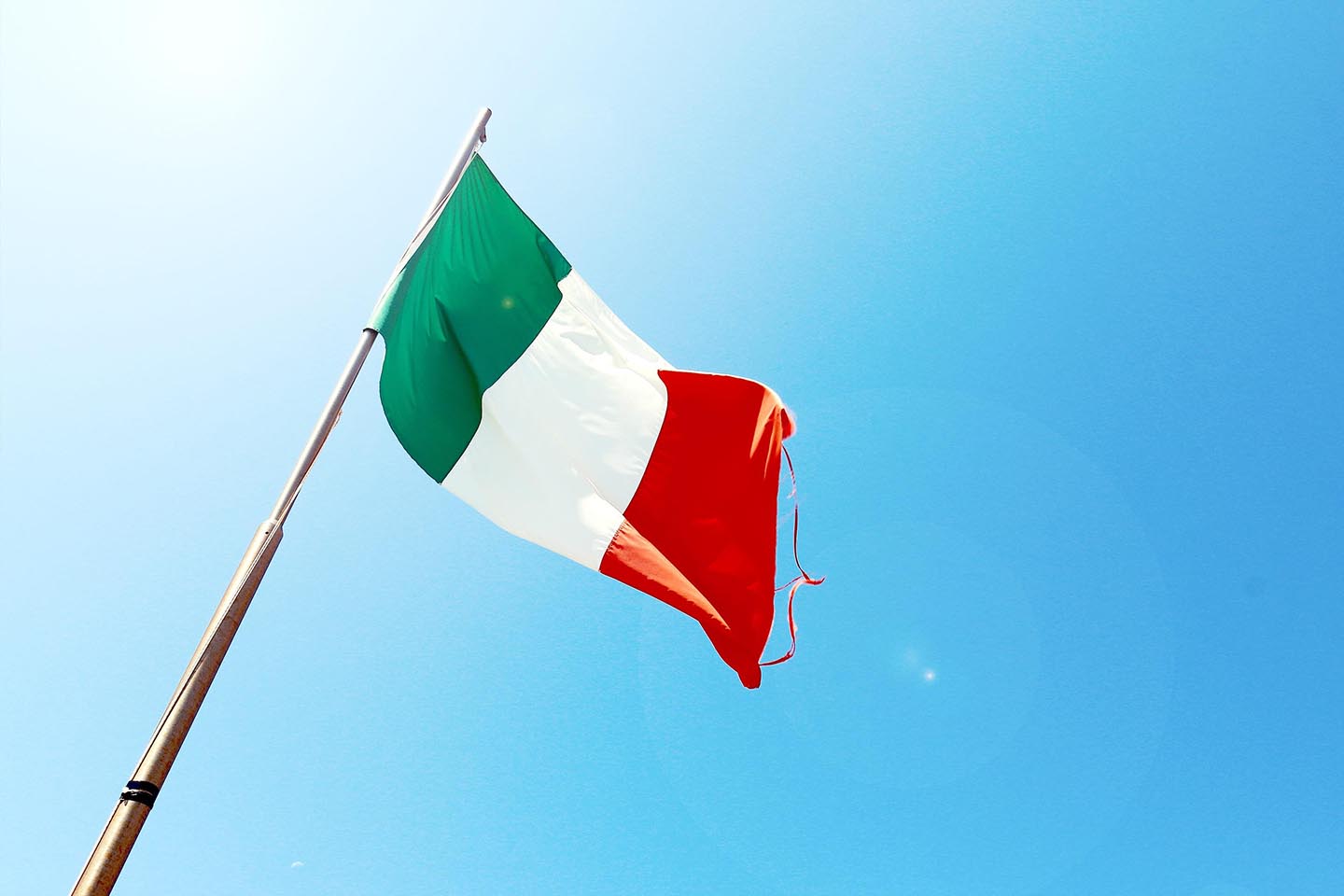 Italy: VAT exemption for some medical products necessary to deal with Covid-19