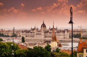 Hongrie : L'ensemble des factures devront être déclarées en ligne à compter du 1er janvier 2021