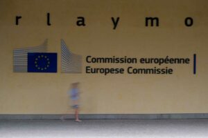Union européenne : La Commission européenne prévoit le changement du format du Document Administratif Unique (DAU) en 2023