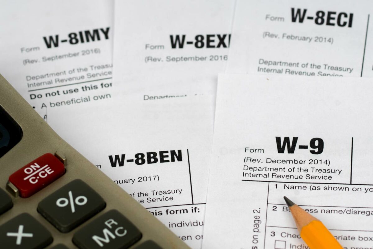 Forms W-8 and W-9 in the USA: the essential guide | ASD Group